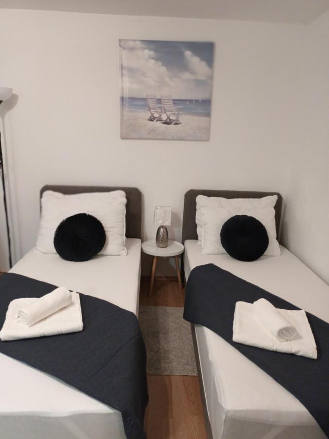 Apartman Hana U Blizini Automotodroma Grobnik I Kostrenski Plaza Kostrena Eksteriør billede