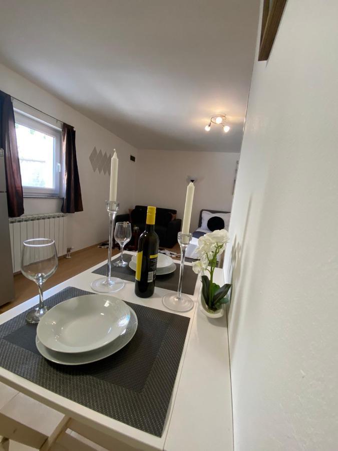 Apartman Hana U Blizini Automotodroma Grobnik I Kostrenski Plaza Kostrena Eksteriør billede